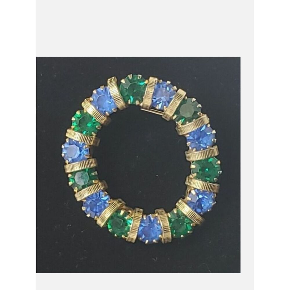 VINTAGE Asymmetrical Oval Gemstone Brooch Pin